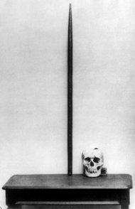El-craneo-de-Phineas-Gage-y-la-barra-de-hierro-expuestos-en-Harvard-Tecnoculto
