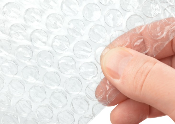 bubble-wrap_dezeen_ban